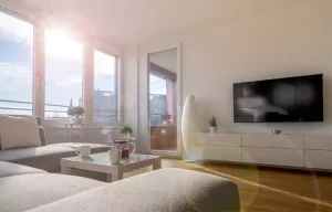بهترین تلویزیون برای اتاق‌های روشن