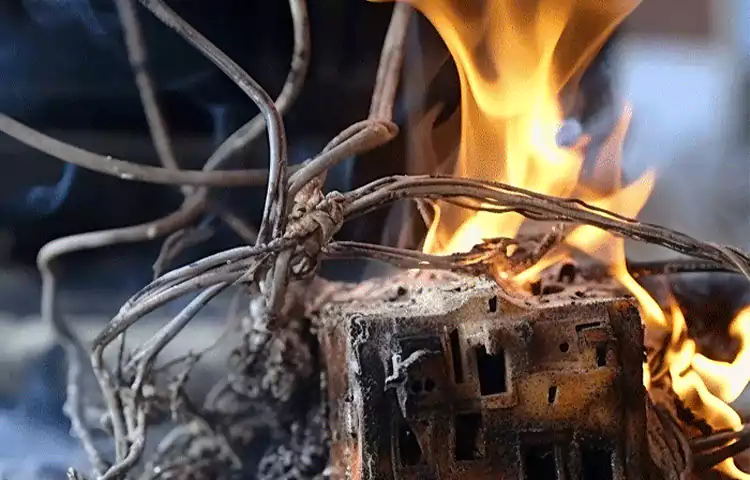 علت بوی سوختگی تلویزیون