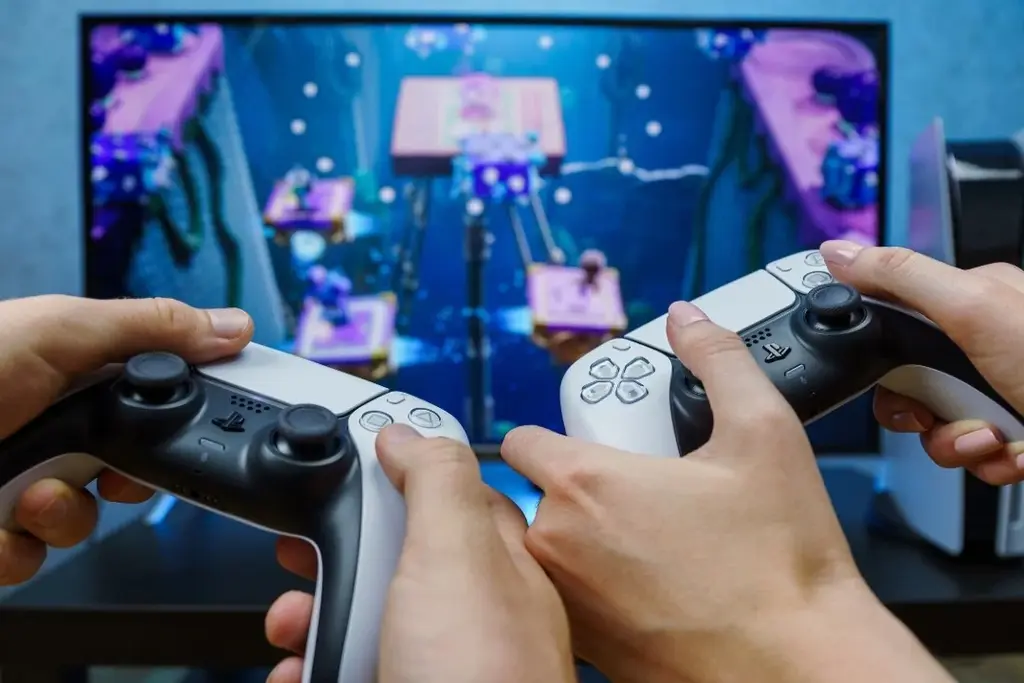 استفاده از Share Play و Game Boost در PS5 در خانه سونی