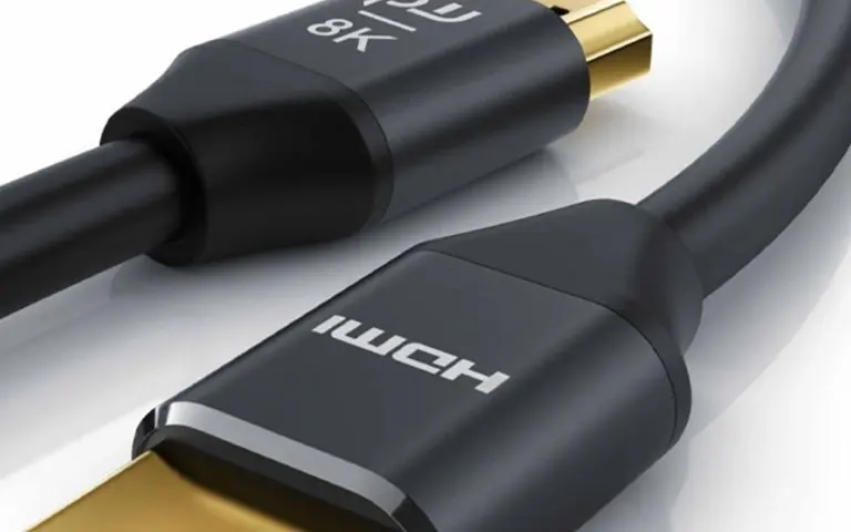 HDMI مخفف عبارت High-Definition Multimedia Interface است و یک کابل استاندارد برای انتقال تصویر و صدا با کیفیت بالا از یک دستگاه به دستگاه دیگر محسوب میشود.